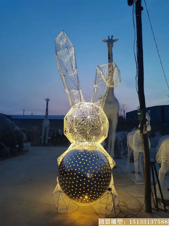 鏤空兔子